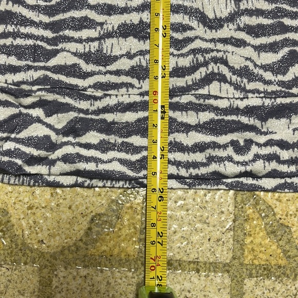 BNWOT Juicy Couture dressy shirt. - Picture 8 of 12